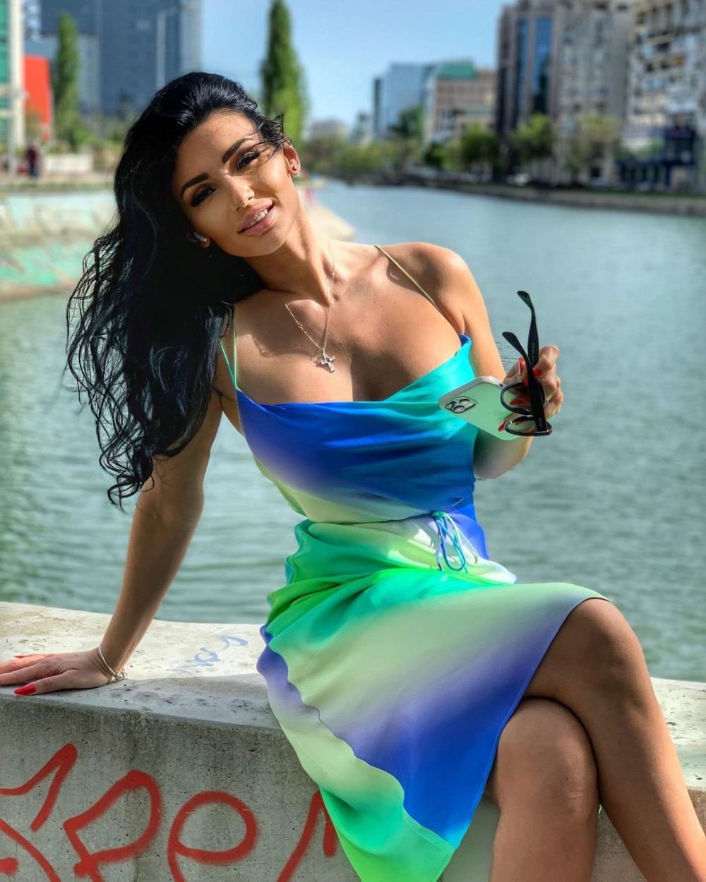 Antrenoarea de handbal de la CS Gloria Bistrița fură toate privirile! Fanii o îndeamnă să se apuce de modeling _32