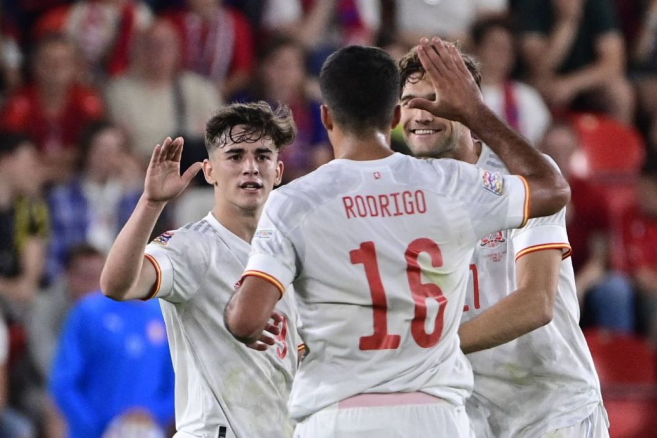 'Puștiul-minune' Gavi, direct în istoria Spaniei! Recordul doborât după golul marcat cu Cehia + Cuvinte superbe ale selecționerului Luis Enrique _4