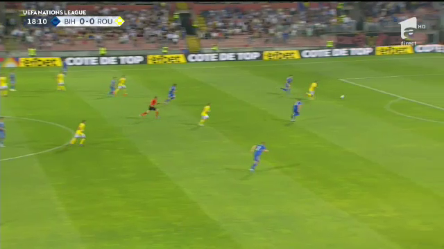 A uitat că nu e Fernando Torres! George Pușcaș, ocazie imensă în meciul cu Bosnia. A driblat portarul, dar a tras slab_3