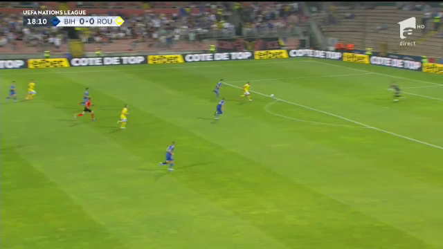 A uitat că nu e Fernando Torres! George Pușcaș, ocazie imensă în meciul cu Bosnia. A driblat portarul, dar a tras slab_4