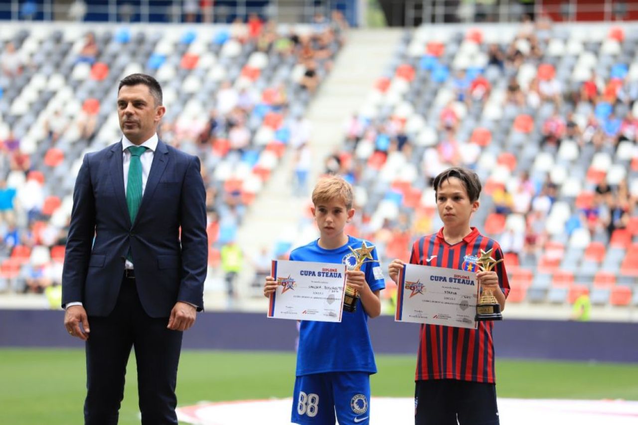 Ministrul Eduard Novak s-a premiat singur cu 75.000 de euro! Actele care atestă acest lucru _10