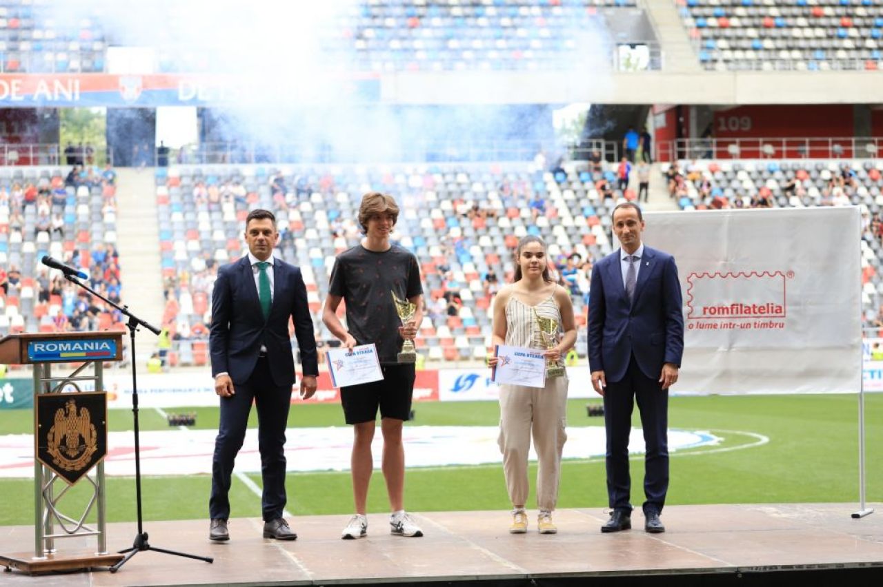 Ministrul Eduard Novak s-a premiat singur cu 75.000 de euro! Actele care atestă acest lucru _11