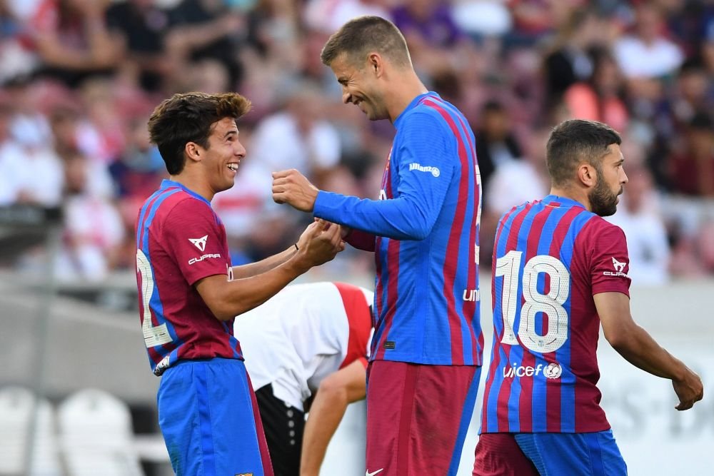 Detalii despre tânăra cu care Pique ar fi înșelat-o cu Shakira! S-au cunoscut prin intermediul unui coechipier de la FC Barcelona: „El voia să se despartă de ceva timp!” _5