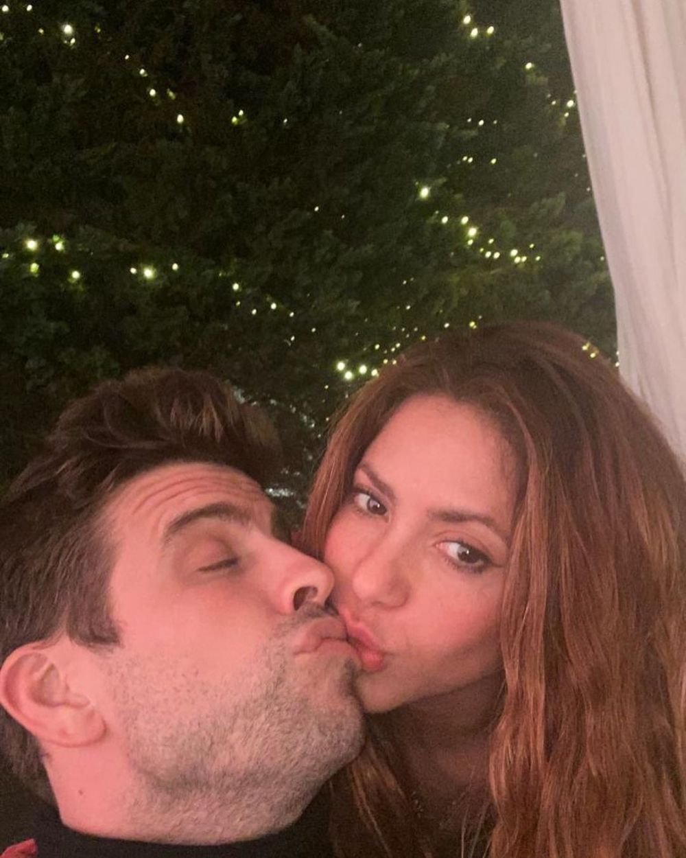 Detalii despre tânăra cu care Pique ar fi înșelat-o cu Shakira! S-au cunoscut prin intermediul unui coechipier de la FC Barcelona: „El voia să se despartă de ceva timp!” _9