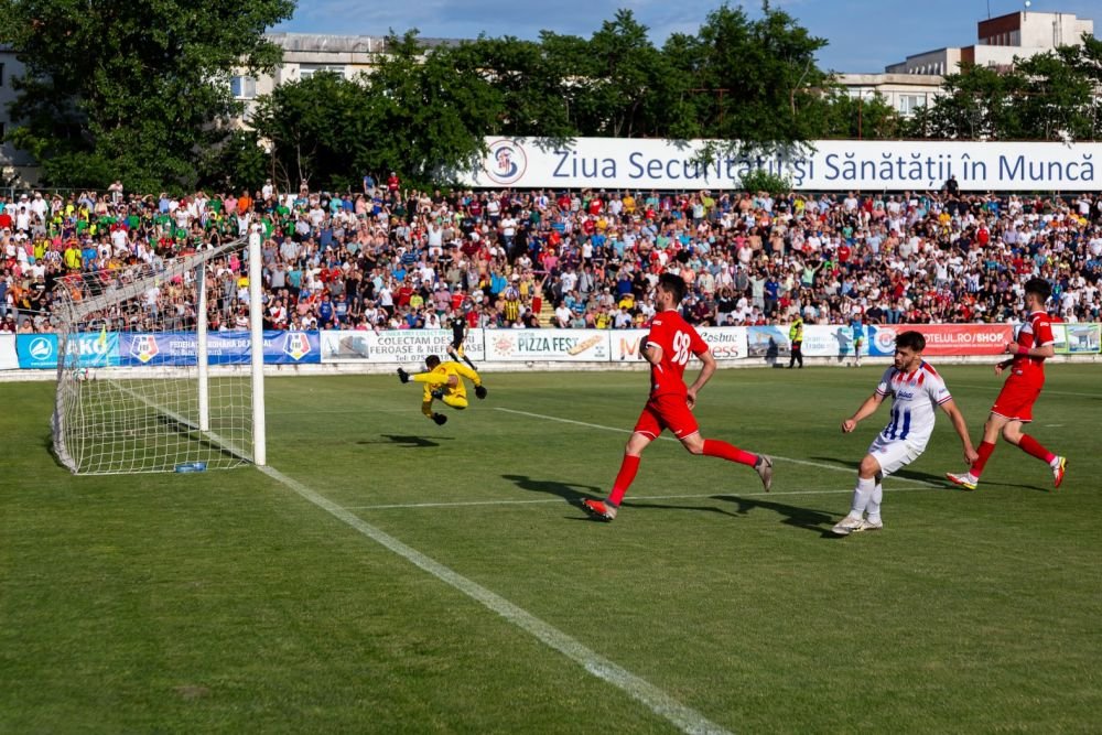 „Da, da, da, Oțelul e viața mea!” Dorinel Munteanu a produs bucurie nemărginită la Galați cu promovarea în Liga 2 _3