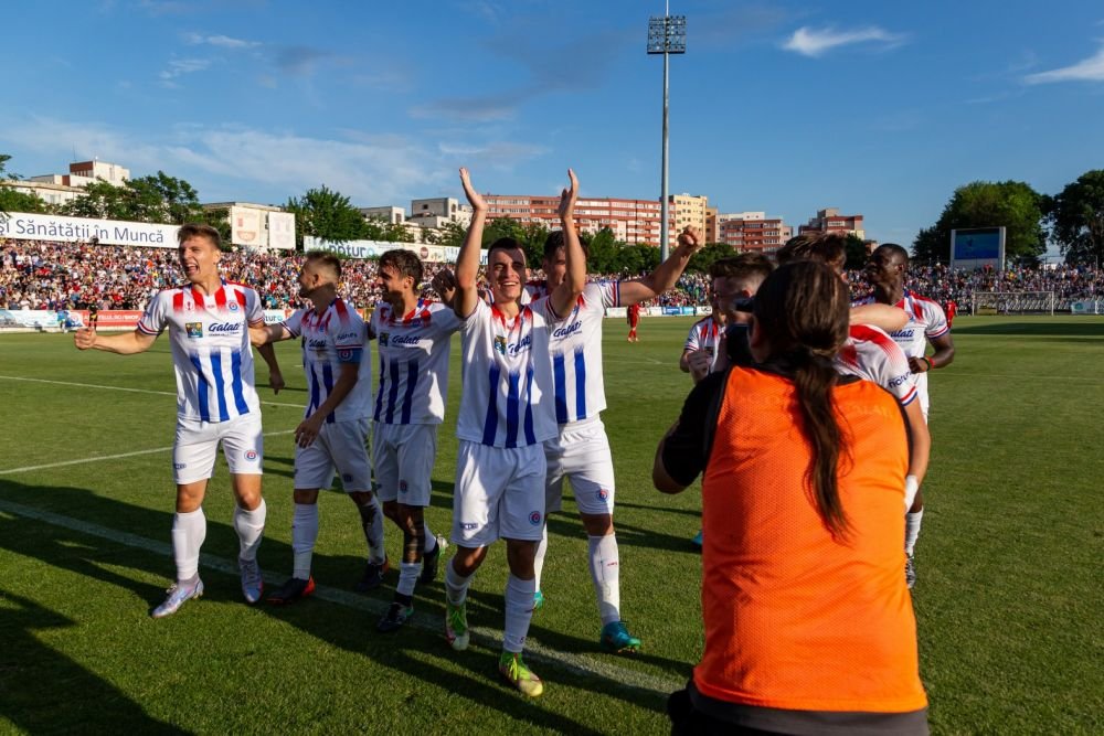 „Da, da, da, Oțelul e viața mea!” Dorinel Munteanu a produs bucurie nemărginită la Galați cu promovarea în Liga 2 _5