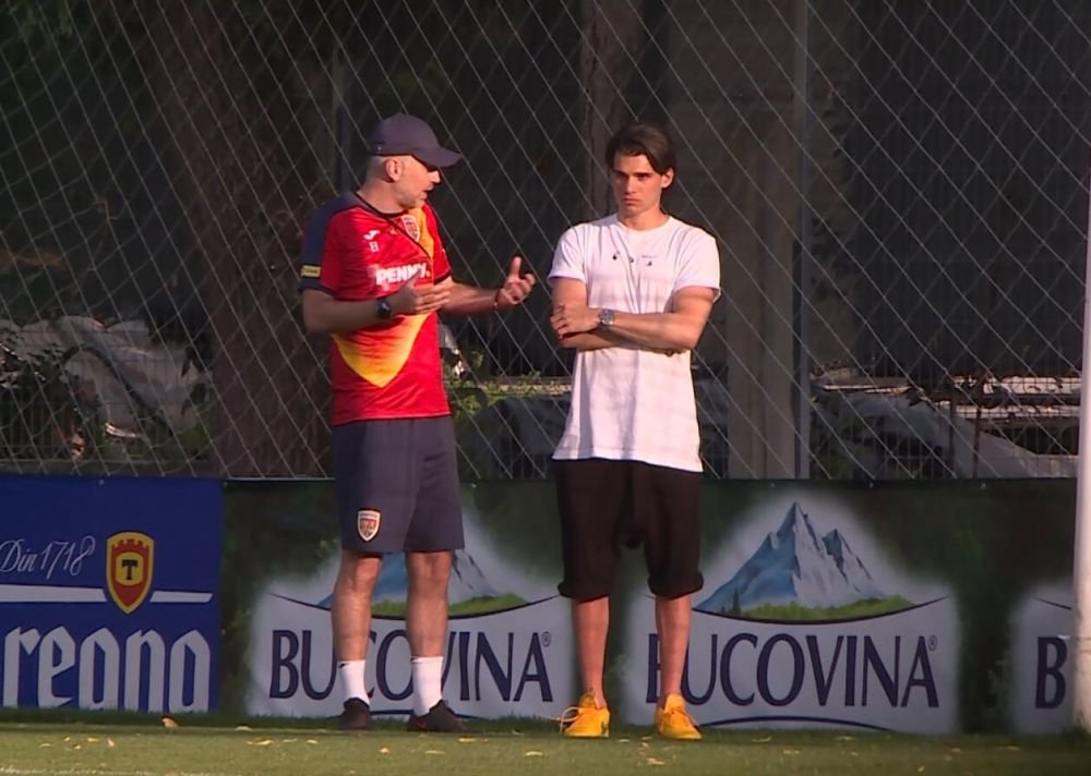 România - Finlanda 1-0. Au tremurat, dar au câștigat! Iordănescu obține prima victorie, la finele unui meci chinuitor. Bancu a reușit un gol de atacant clasic_2