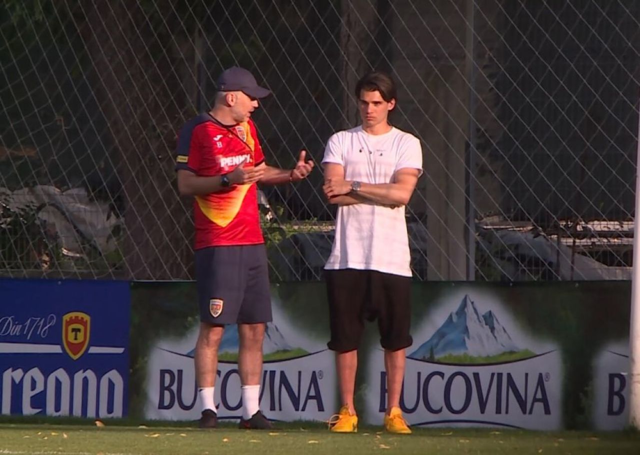 România - Finlanda 1-0. Au tremurat, dar au câștigat! Iordănescu obține prima victorie, la finele unui meci chinuitor. Bancu a reușit un gol de atacant clasic_2