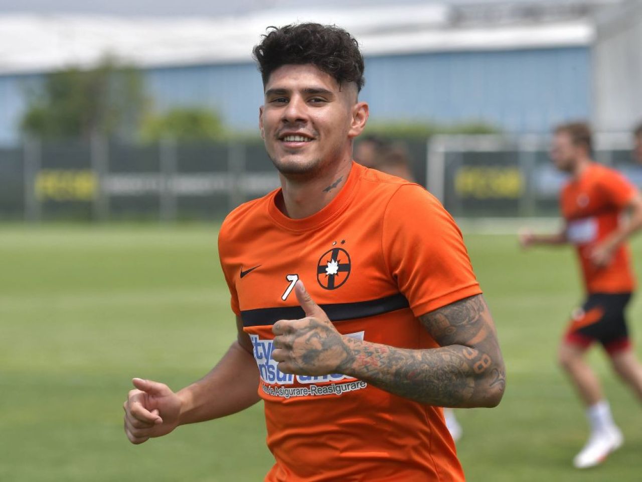 Se știu echipele cu care FCSB va juca meciuri amicale în această vară! Programul complet al vicecampioanei_4