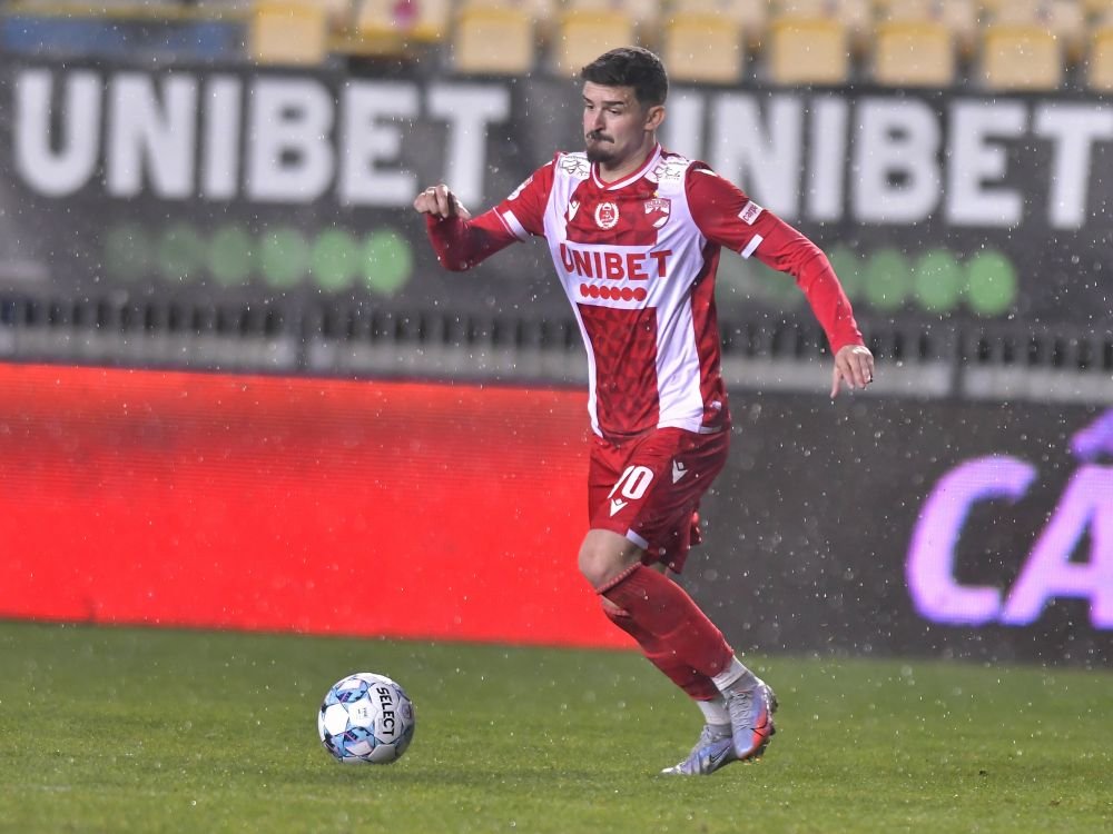 OFICIAL | Gică Hagi a mai luat un jucător de la Dinamo, după Gabriel Torje_4