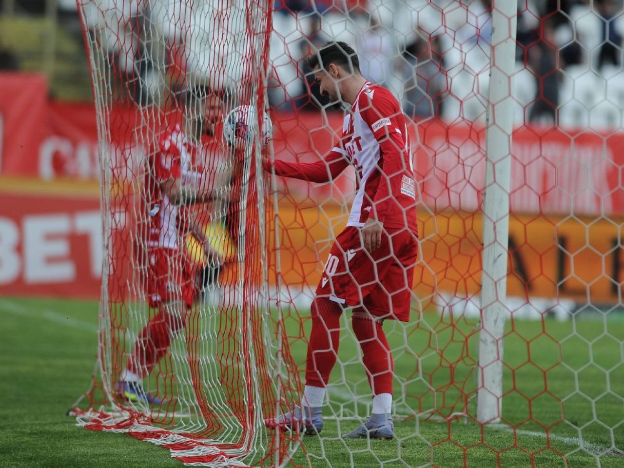 OFICIAL | Gică Hagi a mai luat un jucător de la Dinamo, după Gabriel Torje_8