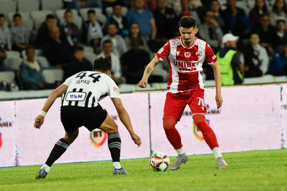 OFICIAL | Gică Hagi a mai luat un jucător de la Dinamo, după Gabriel Torje_13