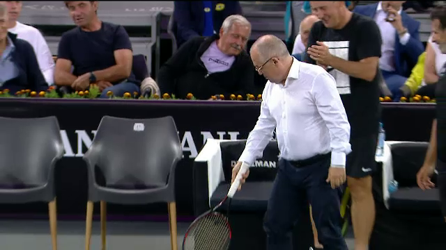 Emil Boc, zis și 'Rafa Nadal de la Cluj Napoca'! Imagini geniale de la meciul de retragere al lui Tecău! Cum l-a imitat pe 'regele zgurii'_11