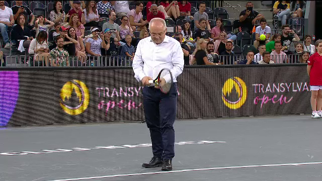 Emil Boc, zis și 'Rafa Nadal de la Cluj Napoca'! Imagini geniale de la meciul de retragere al lui Tecău! Cum l-a imitat pe 'regele zgurii'_19