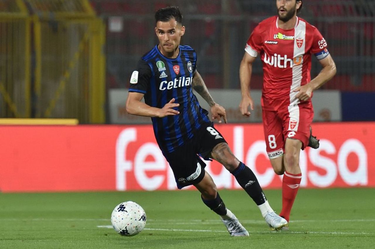 Mijlocașul de la națională, dorit de o echipă din Serie A! Probleme în negocierile cu clubul _3