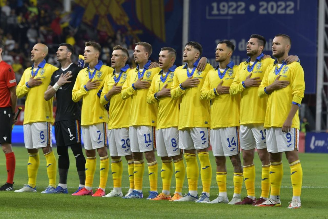 „Mi-a căzut cerul în cap!” Edward Iordănescu, șocat de un moment petrecut înainte de meci: „Jucătorii Finlandei se uitau cu stupoare la noi!” _3