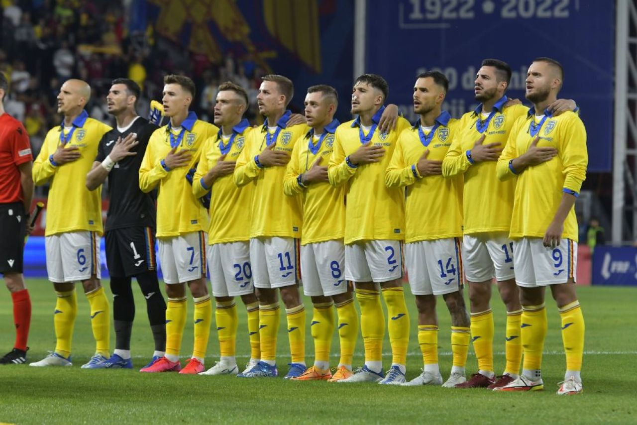 „Mi-a căzut cerul în cap!” Edward Iordănescu, șocat de un moment petrecut înainte de meci: „Jucătorii Finlandei se uitau cu stupoare la noi!” _4