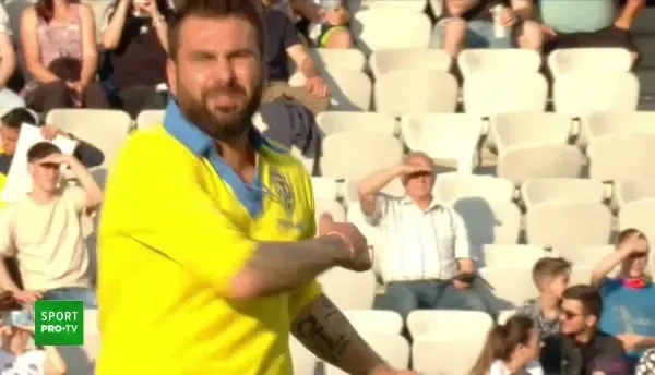 Pe urmele tatălui! Tiago, spectacol înaintea meciului-eveniment de retragere a lui Adrian Mutu