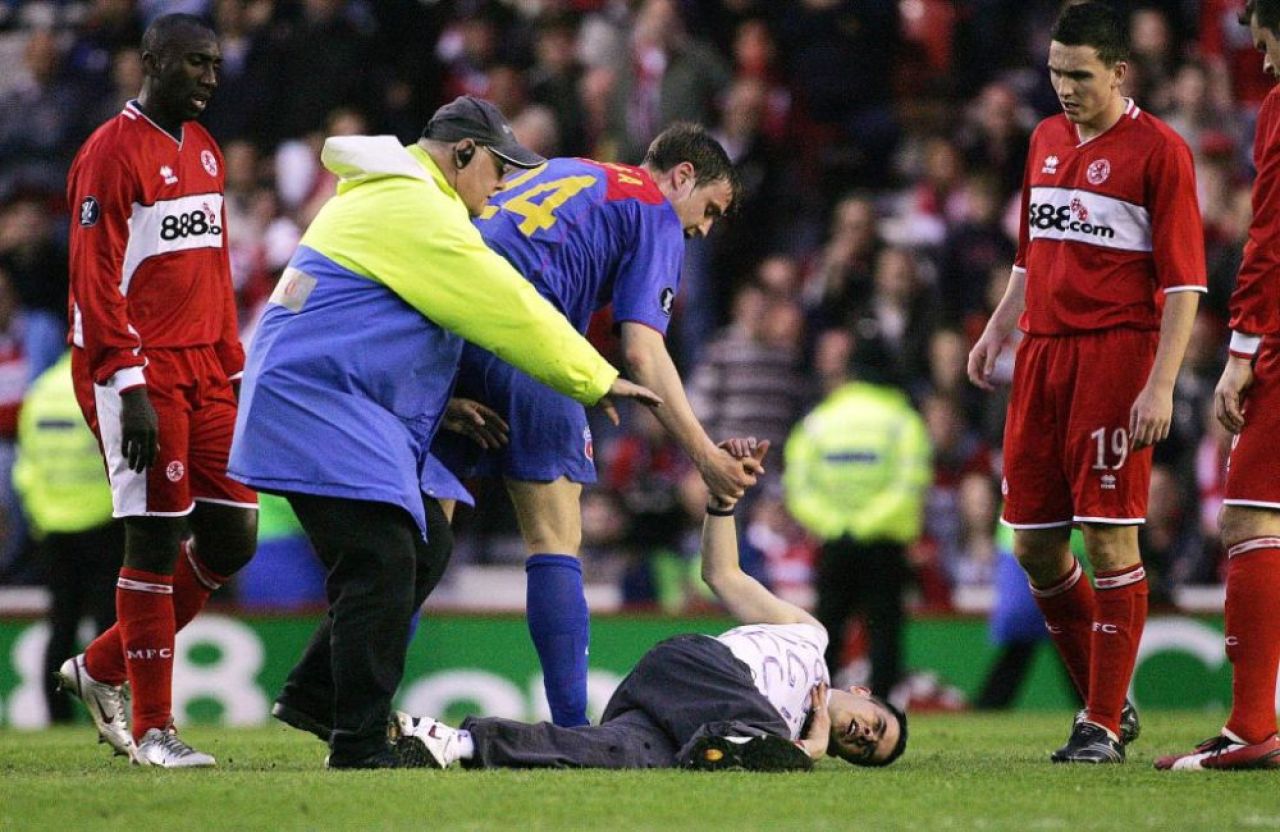 La 16 ani de la Middlesbrough - FCSB, a venit în România cu un mesaj pentru fani: ”Îmi pare rău!”_13