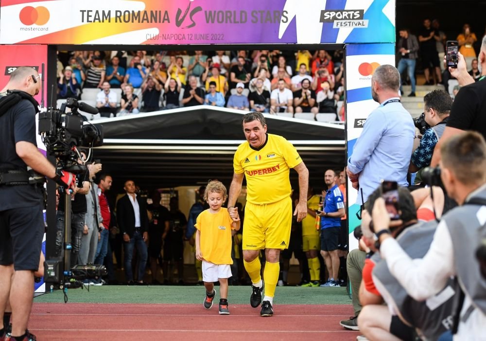 40 de fotografii de colecție. Cele mai tari imagini surprinse la meciul de retragere al lui Adrian Mutu_39