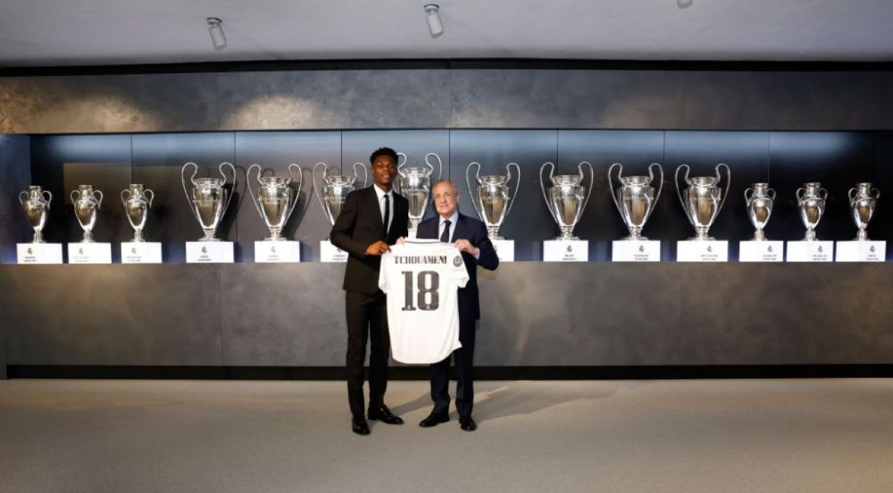 Aroganța lui Tchouameni la prezentarea oficială la Real Madrid. Ce a răspuns când a fost întrebat de oferta de la PSG_2