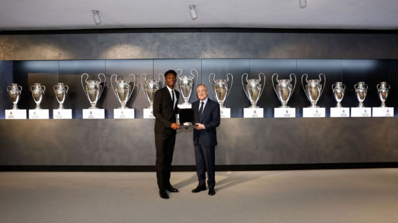 Aroganța lui Tchouameni la prezentarea oficială la Real Madrid. Ce a răspuns când a fost întrebat de oferta de la PSG_4