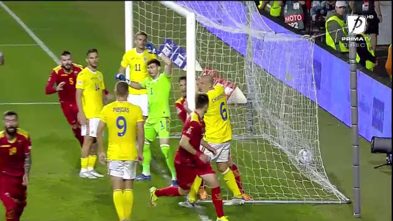 Defensiva României, făcută șah mat la un corner! Chiricheș nu i-a făcut față lui Mugosa. Niță, fără reacție_6