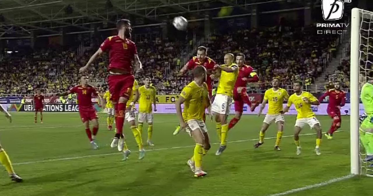 Defensiva României, făcută șah mat la un corner! Chiricheș nu i-a făcut față lui Mugosa. Niță, fără reacție_8