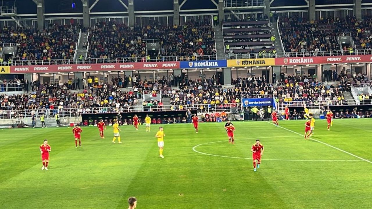 Ce nu s-a văzut la TV: Edi Iordănescu a cedat după ce Muntenegru a făcut 3-0. Decizia luată de selecționer_1