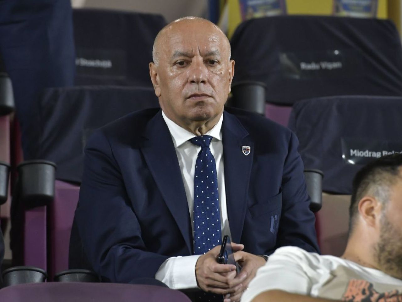 Personalitățile din fotbalul românesc au asistat ”pe viu” la România - Muntenegru. Șucu, Angelescu și Argăseală au fost în tribune_4
