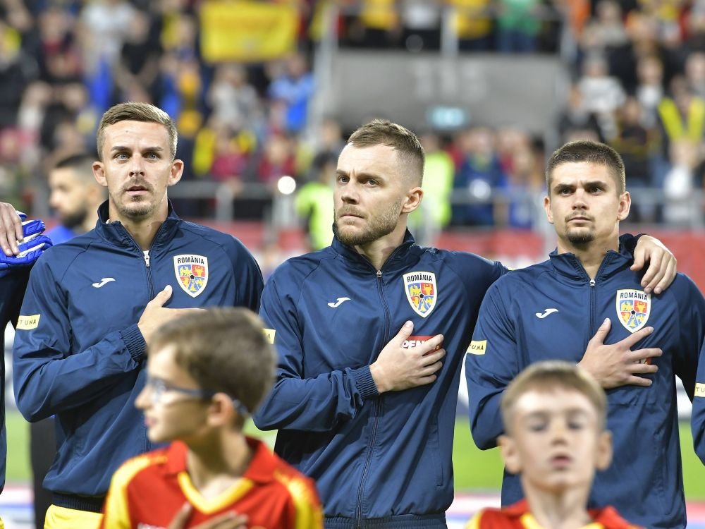 ”Retrage-te din fotbal, nu de la echipa națională. Păcălești fotbalul!”. Chiricheș și Maxim, desființați_6