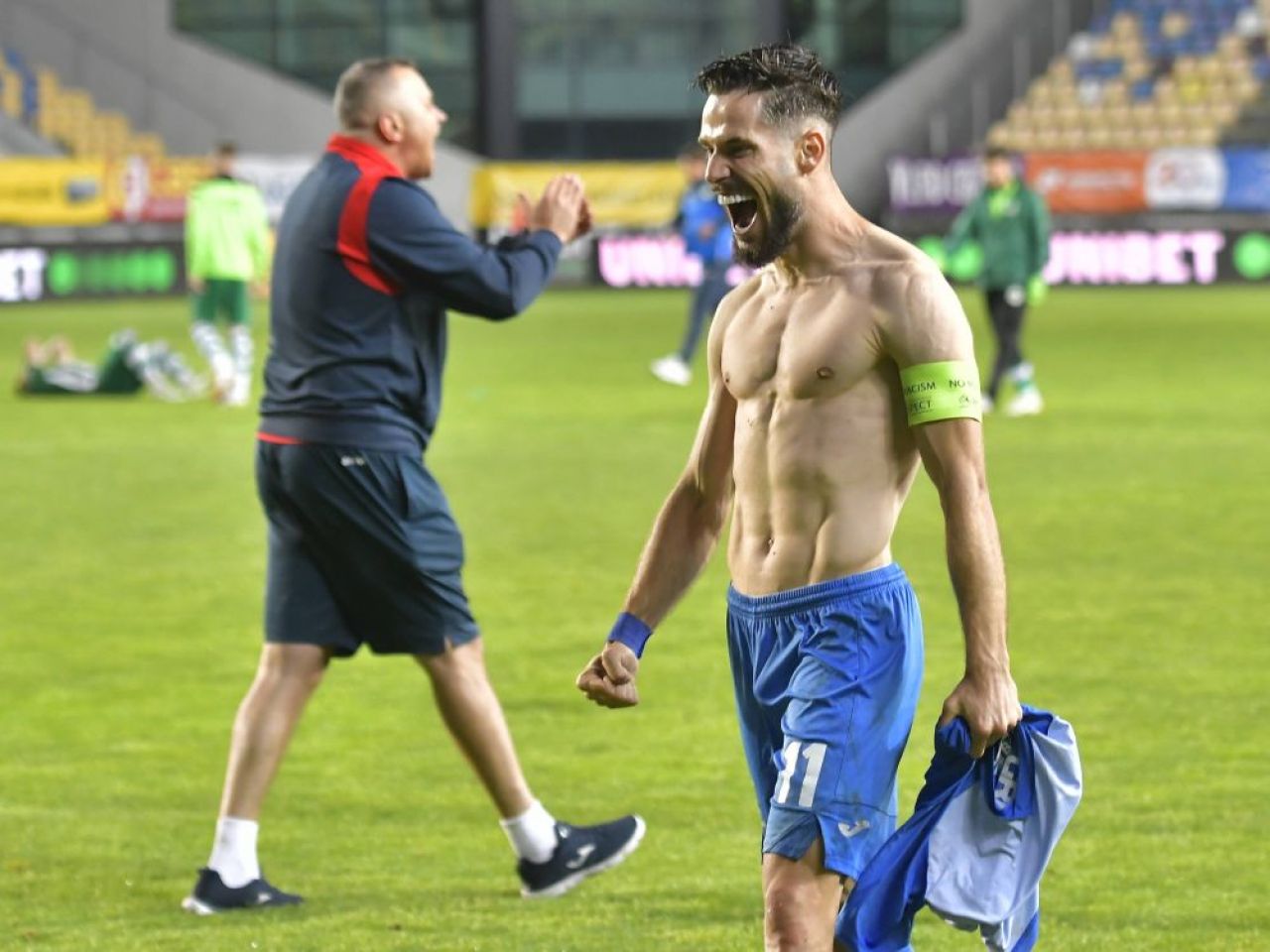 Daniel Florea, omul care a ”rupt plasele” la Chindia, a fost prezentat la o echipă din play-off_3