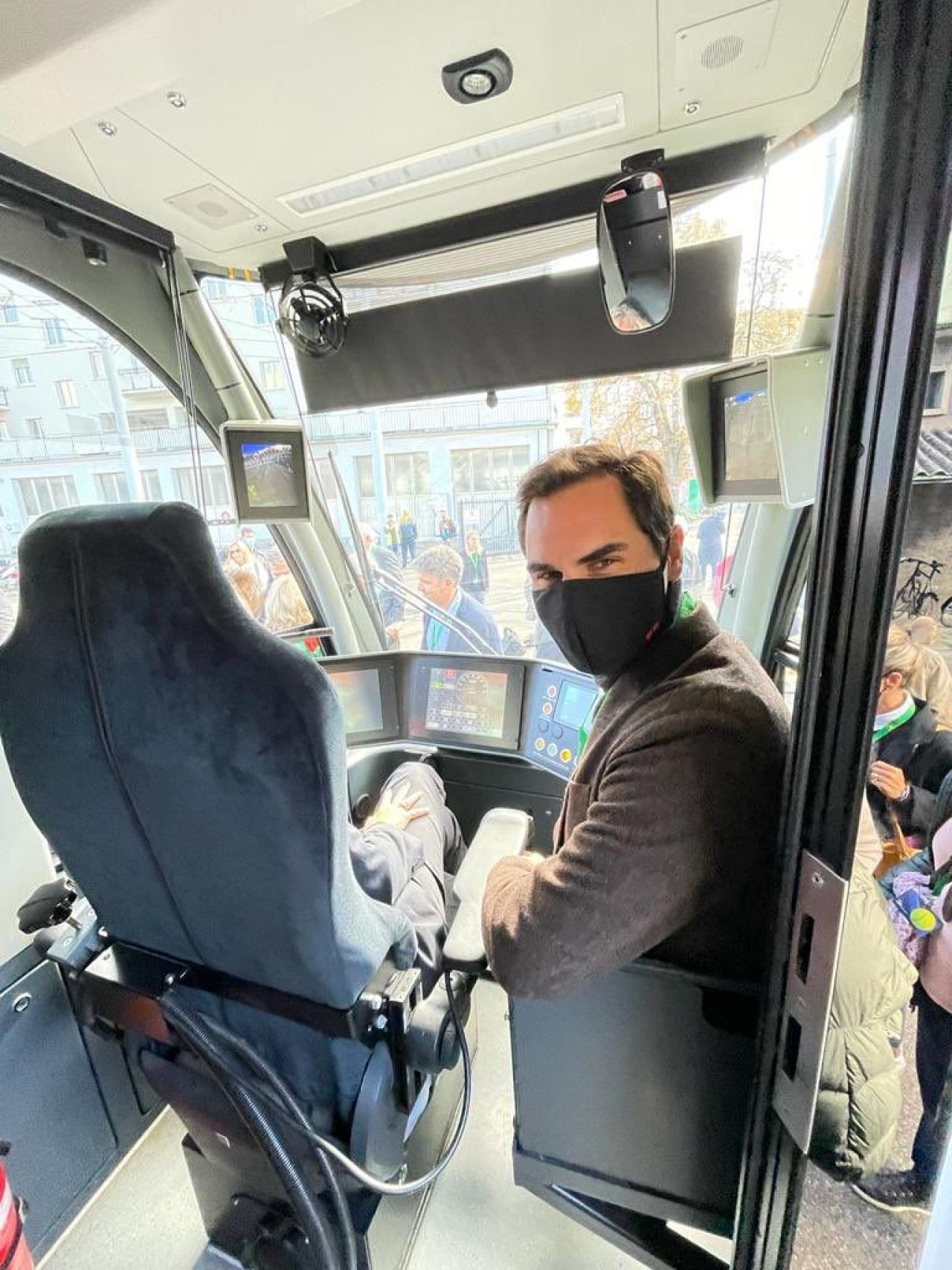 Roger Federer este cel mai bine plătit tenismen în 2022, fără să fi jucat vreun meci: care sportiv a acumulat cei mai mulți bani în noul an_3