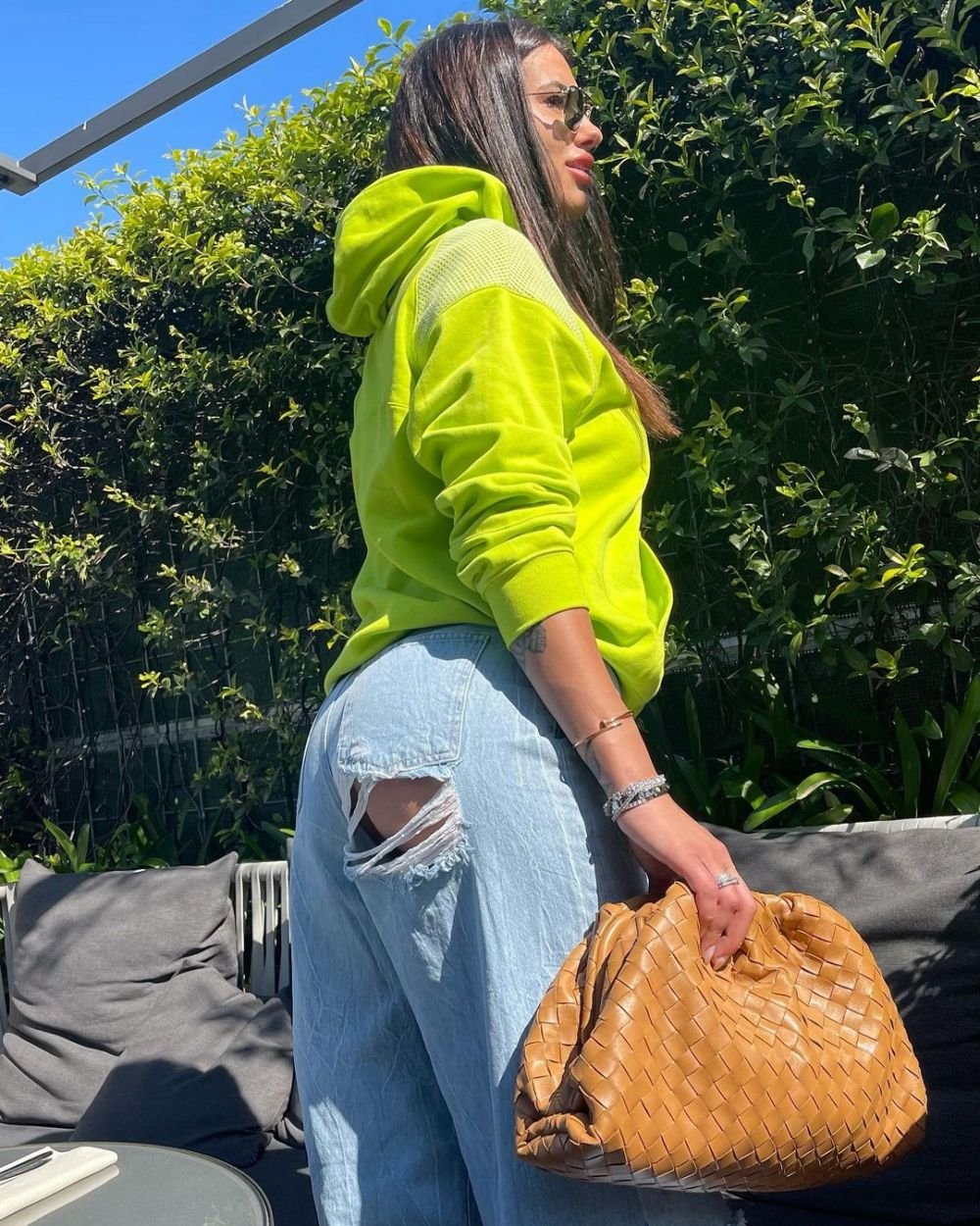 Miss Italia, presupusa iubită a lui Ionuț Radu, surprinsă pe yacht alături de un fotbalist de la Chelsea! Cu cine și-a petrecut vacanța 'Megan Fox de Italia'_55