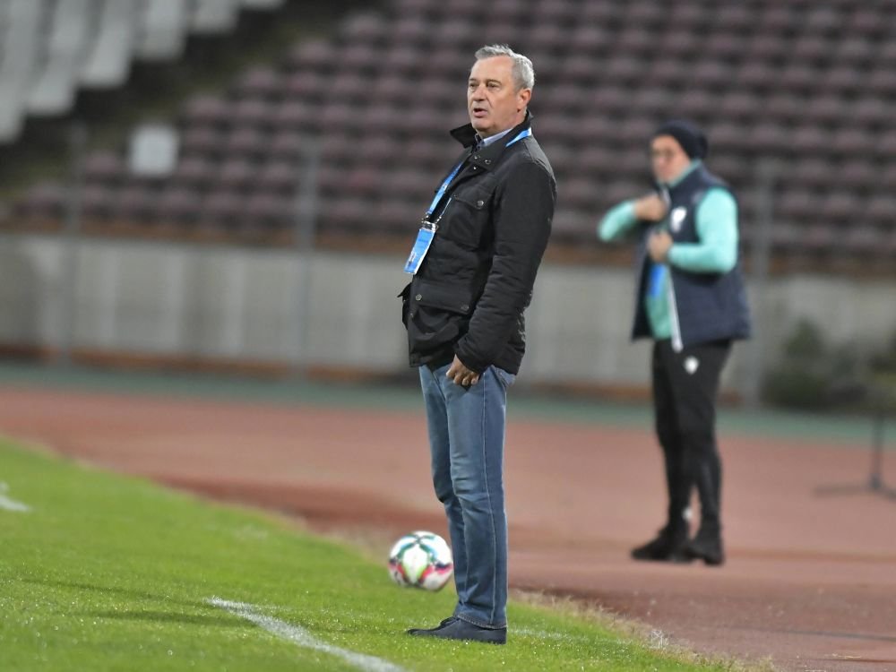 Încă o dată antrenor la Dinamo? Mircea Rednic a oferit răspunsul_3
