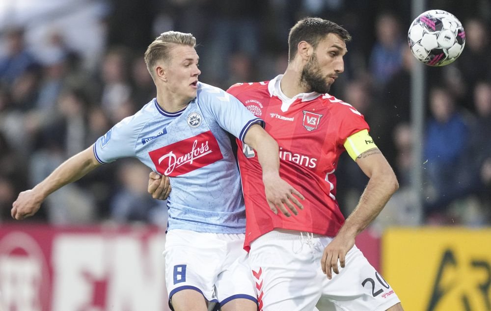Croația Cluj! CFR a mai transferat un fotbalist de 2 metri din țara ex-iugoslavă și are acum 7 croați în lot_2