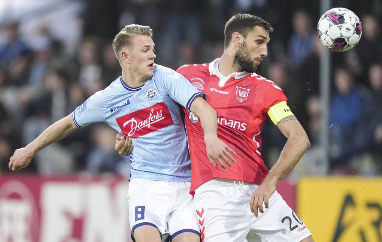 Croația Cluj! CFR a mai transferat un fotbalist de 2 metri din țara ex-iugoslavă și are acum 7 croați în lot_2
