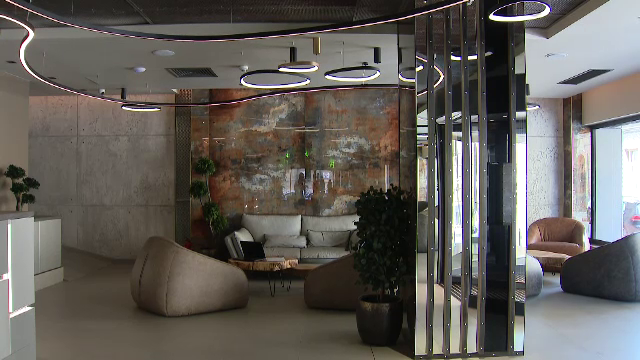 Țucudean nu o duce rău deloc! Nevoit să se retragă, din cauza problemelor la inimă, fostul fotbalist și-a deschis hotel de lux la Arad și o cazează pe CFR! Imagini de senzație_6