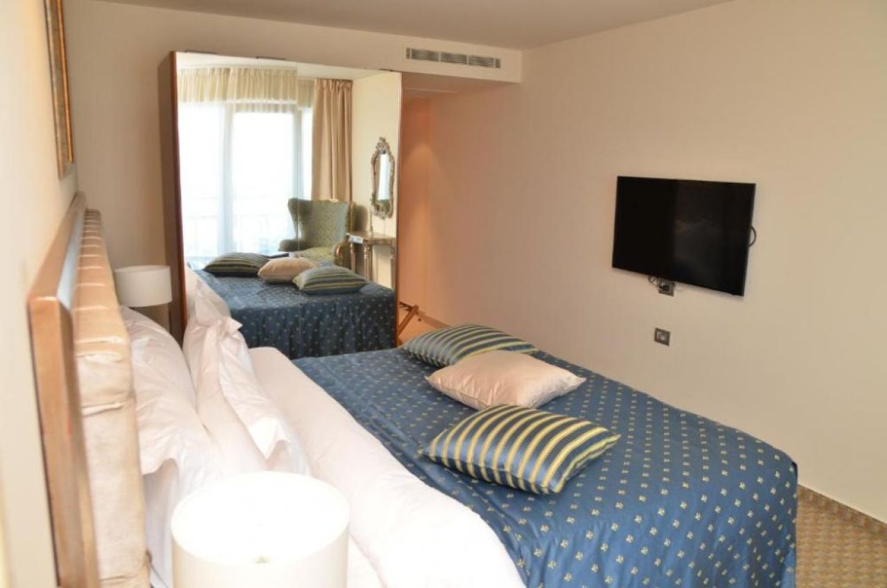 Gigi Becali și-a inaugurat hotelul de lux de la mare! Imagini spectaculoase cu 'bijuteria' de cinci stele pentru care a plătit 6.8 milioane de euro _2