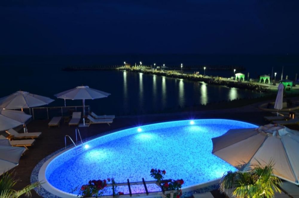 Gigi Becali și-a inaugurat hotelul de lux de la mare! Imagini spectaculoase cu 'bijuteria' de cinci stele pentru care a plătit 6.8 milioane de euro _19