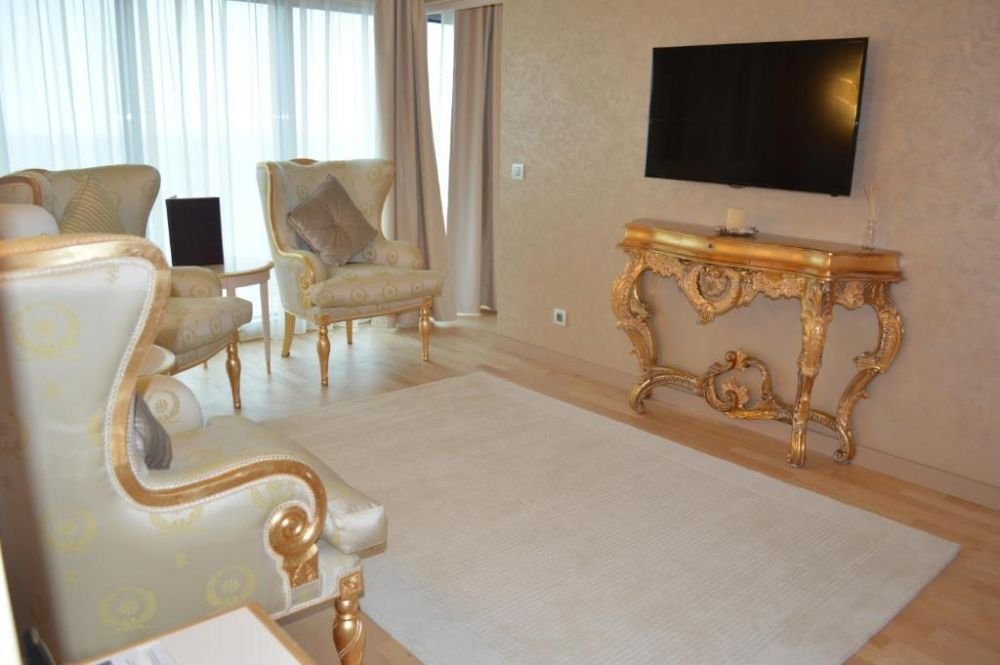 Gigi Becali și-a inaugurat hotelul de lux de la mare! Imagini spectaculoase cu 'bijuteria' de cinci stele pentru care a plătit 6.8 milioane de euro _21