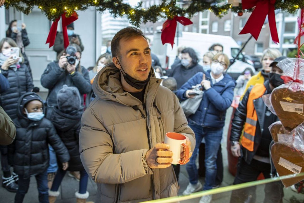 La 30 de ani, Mario Gotze negociază cu surpriza sezonului precedent în fotbalul european_3