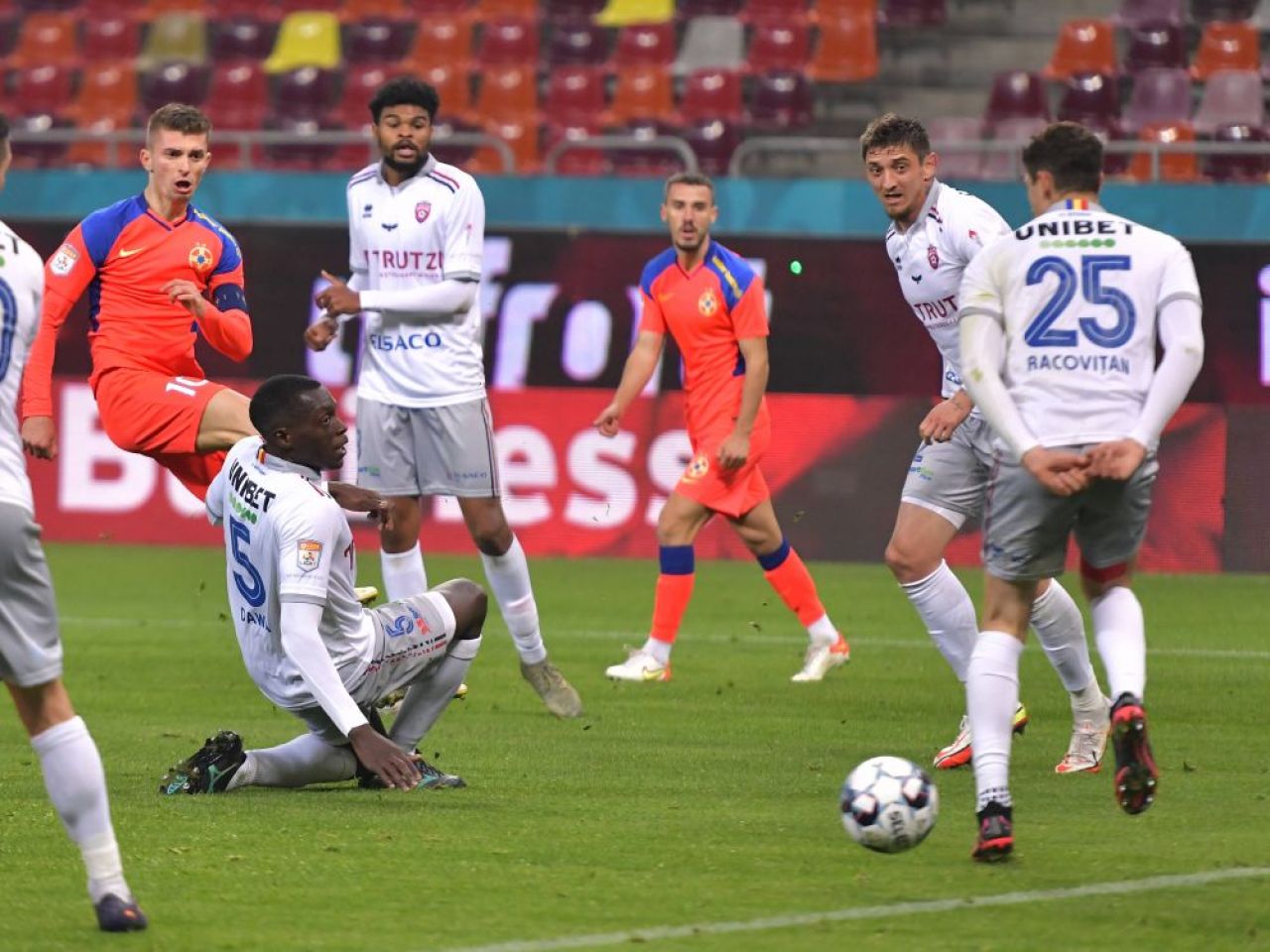 FCSB, transfer de top. L-au bătut la cap pe Gigi Becali până l-au convins. Mutarea