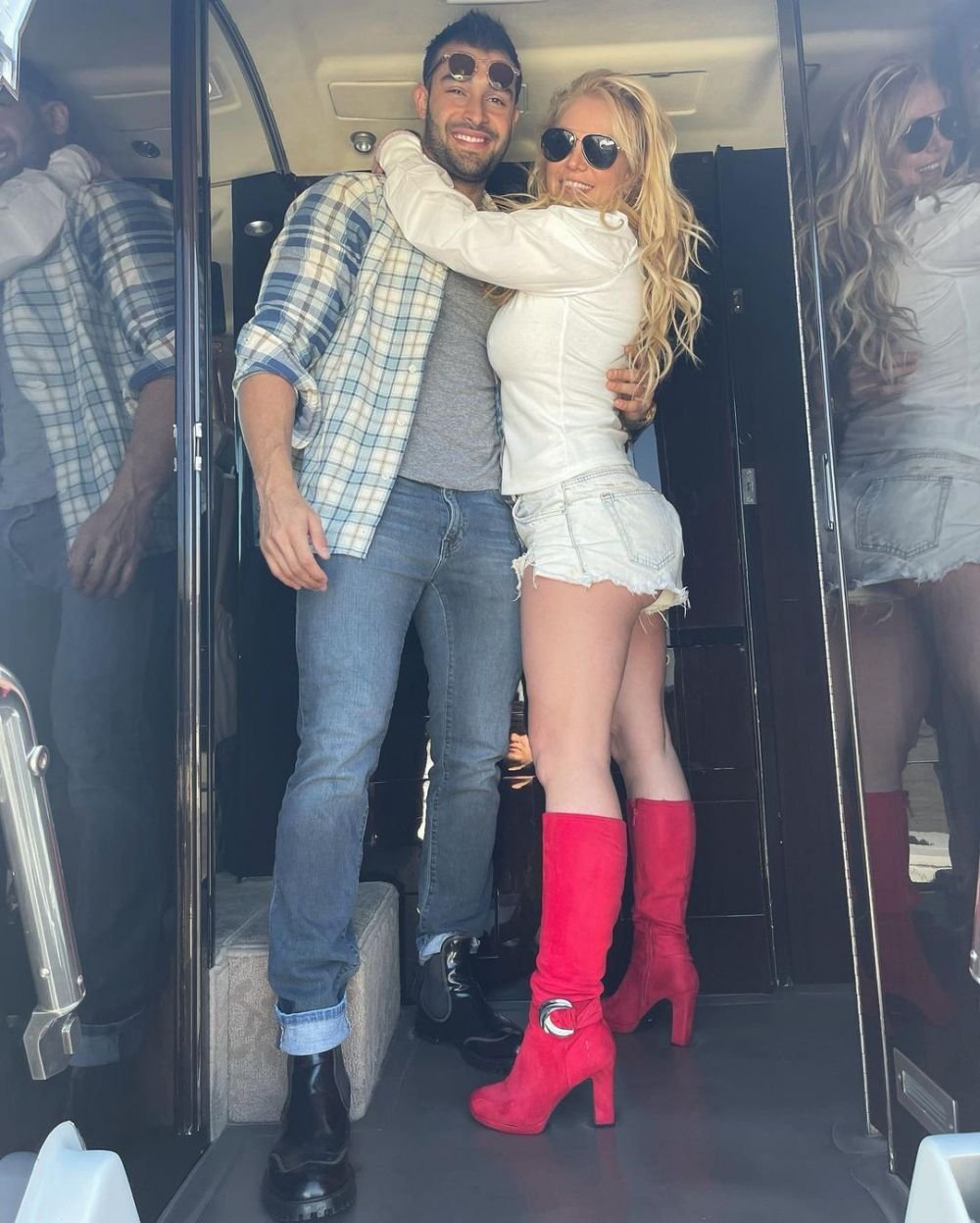 Britney Spears, suporter de lux pentru campioana Angliei! Ce vor să facă oficialii de pe Etihad pentru cântăreață _12
