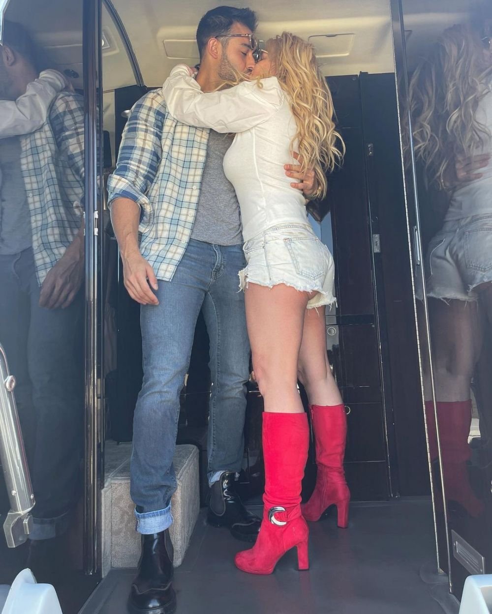Britney Spears, suporter de lux pentru campioana Angliei! Ce vor să facă oficialii de pe Etihad pentru cântăreață _13