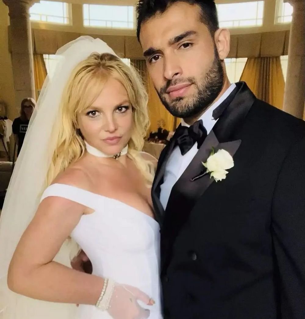 Britney Spears, suporter de lux pentru campioana Angliei! Ce vor să facă oficialii de pe Etihad pentru cântăreață _17