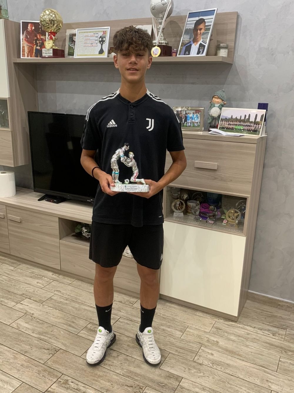 Un român face senzație la Juventus Torino! ”Poezie” și ”pictură”, ”ceva magic” și ”demn de Messi”_8