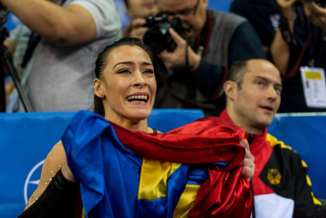 Cătălina Ponor s-a căsătorit! Imagini de la nunta cu actorul cu 18 ani mai mare decât ea _3
