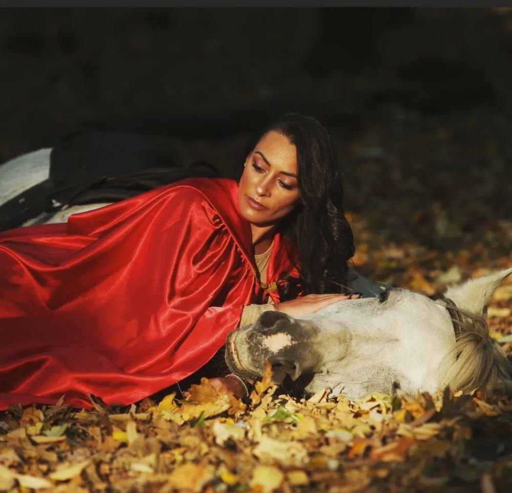 Cătălina Ponor s-a căsătorit! Imagini de la nunta cu actorul cu 18 ani mai mare decât ea _44