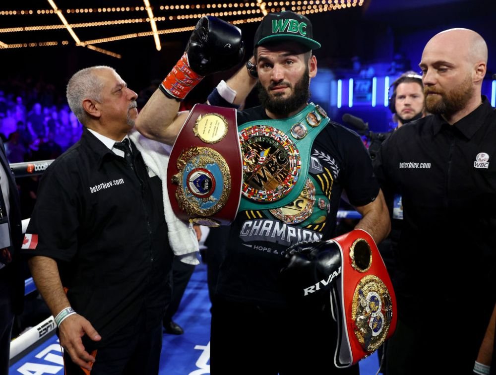 Super-performanță pentru rusul Artur Beterbiev! La 37 de ani a unificat titlurile WBO, WBC și IBF la categoria semigrea_10
